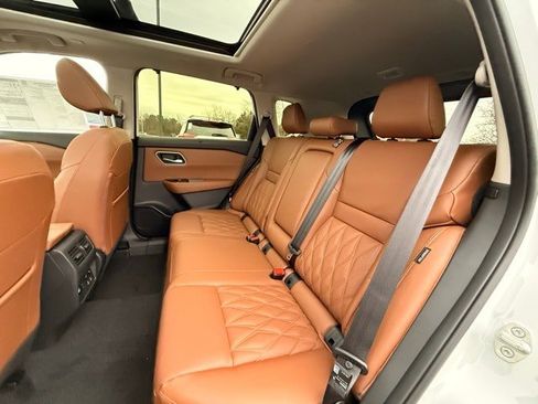 New 2026 Nissan Rogue Platinum w/ Platinum Premium Package image 15