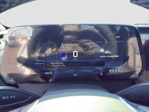 New 2026 Chevrolet Traverse Z71 w/ Driver Confidence Package image 11