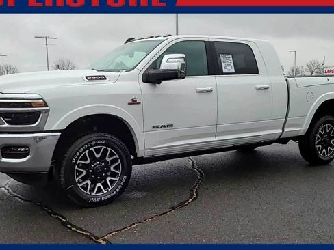 New 2026 RAM 2500 Limited AWD/4WD image 4