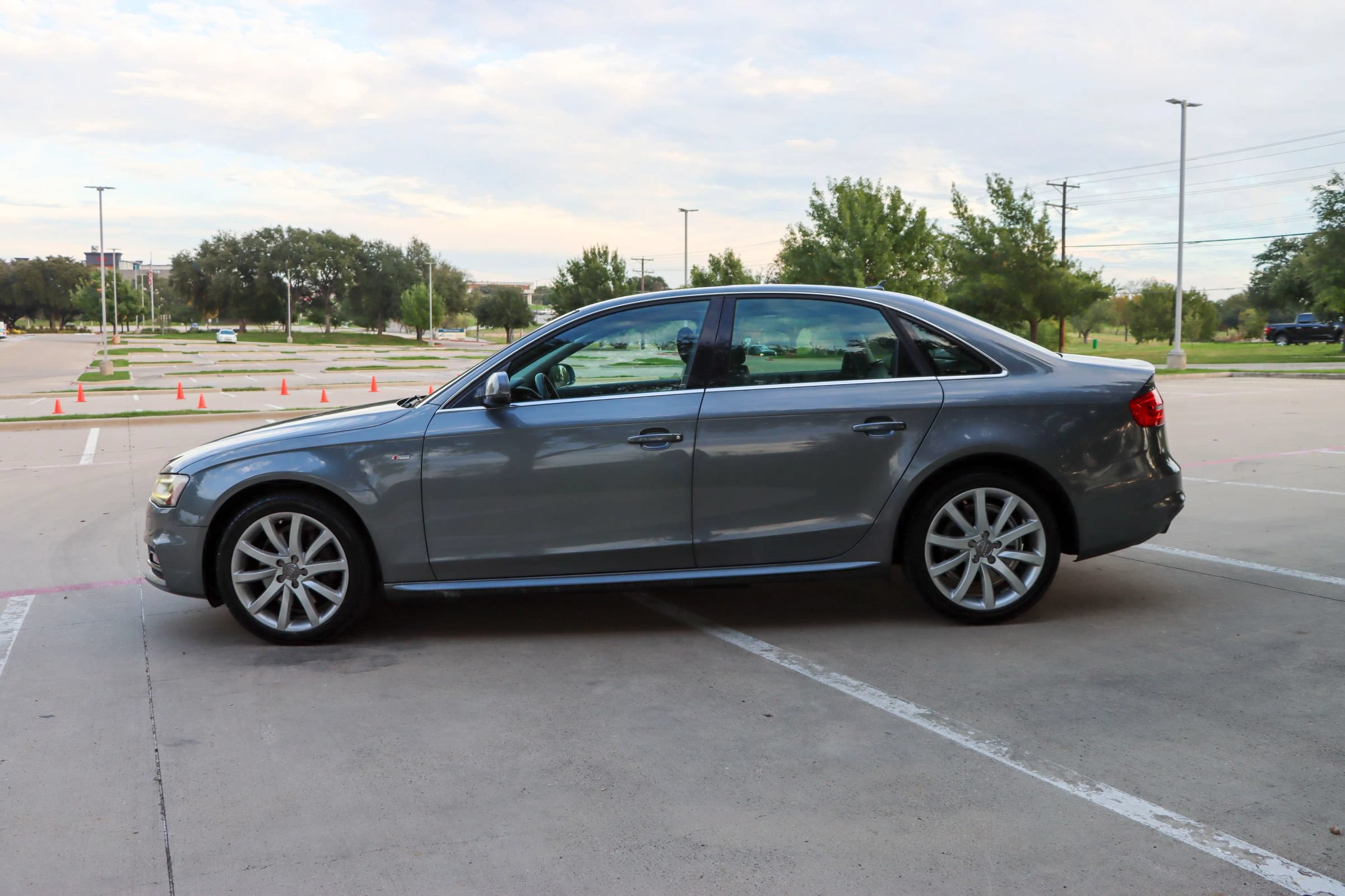 Used 2014 Audi A4 2.0T Premium w/ S Line Style Package FWD image 4