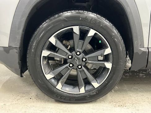 Certified 2025 Chevrolet Equinox RS w/ Safety and Technology Package AWD/4WD image 32
