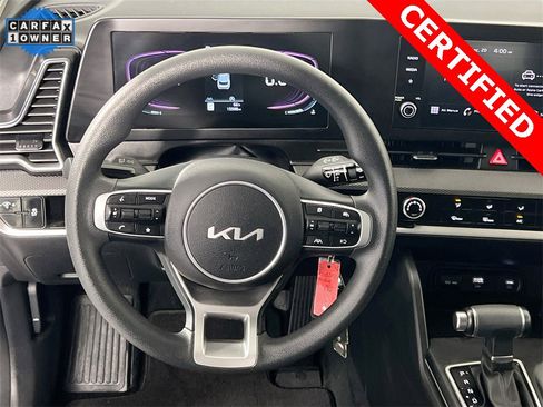 Certified 2024 Kia Sportage LX image 11
