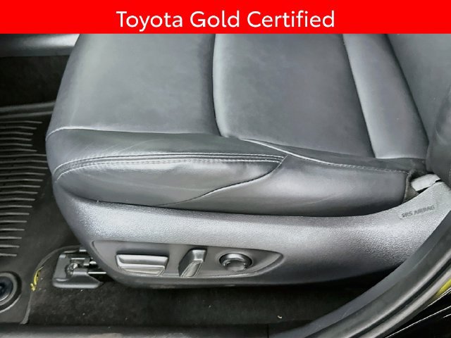 Used 2024 Toyota Venza XLE AWD/4WD image 20