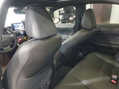 Certified 2023 Lexus IS 300 w/ Comfort Package image 12