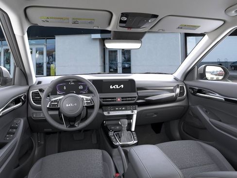 New 2026 Kia Seltos S image 14