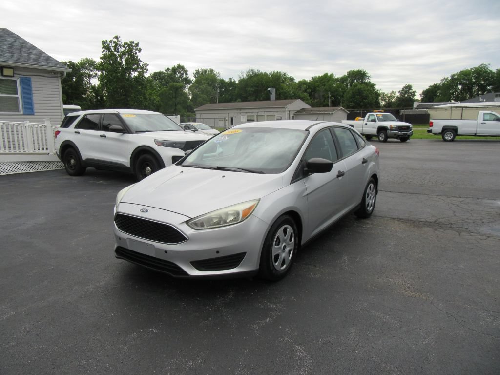 Used 2016 Ford Focus S FWD image 1