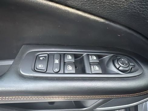 Used 2021 Jeep Compass Limited image 13