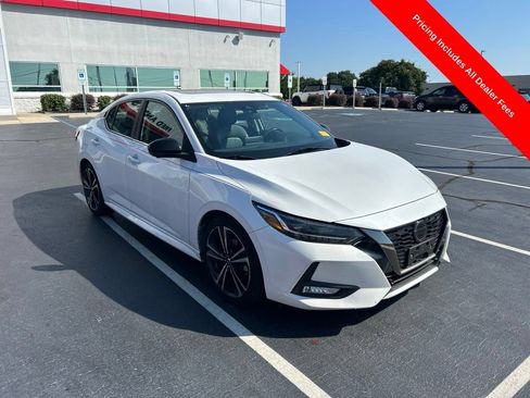 Used 2022 Nissan Sentra SR w/ SR Premium Package FWD image 1