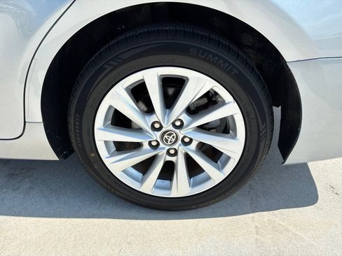 Used 2024 Toyota Camry LE FWD image 34