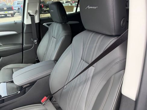 New 2026 Buick Envision Avenir image 16