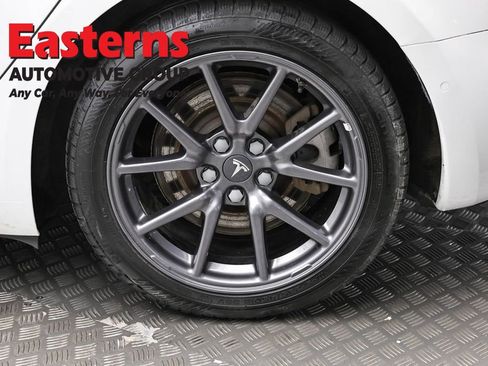 Used 2018 Tesla Model 3 Long Range image 8