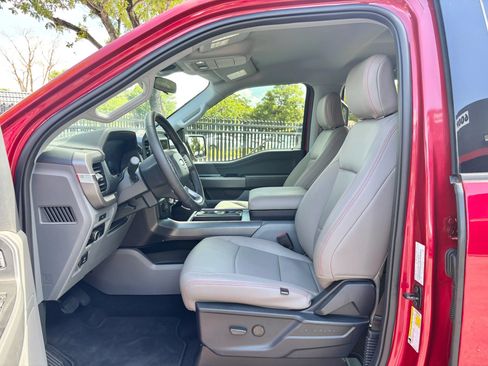 Used 2025 Ford F150 XLT w/ Equipment Group 301A Standard AWD/4WD image 9