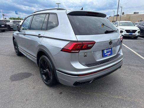 Used 2023 Volkswagen Tiguan SE R-Line AWD/4WD image 5