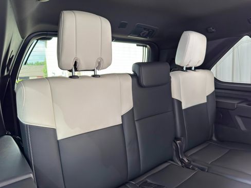 Used 2023 Toyota Sequoia Capstone AWD/4WD image 45