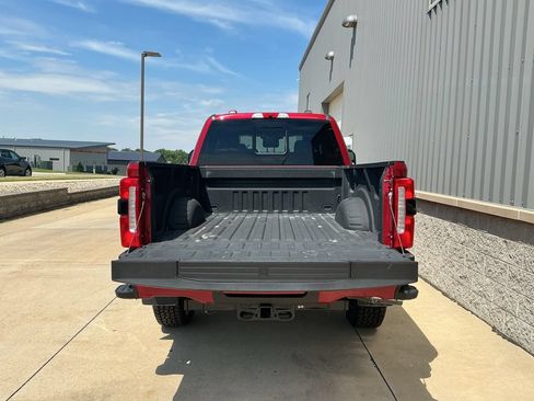 Used 2024 Ford F250 Lariat w/ Sport Appearance Package AWD/4WD image 24