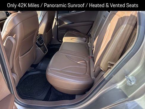 Used 2017 Lincoln MKX Reserve w/ Lincoln MKX Climate Package image 6