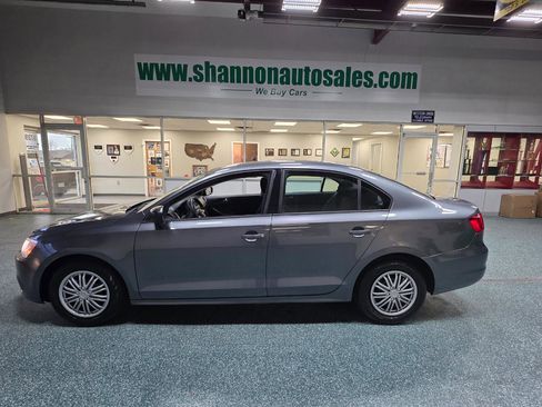 Used 2012 Volkswagen Jetta S image 11