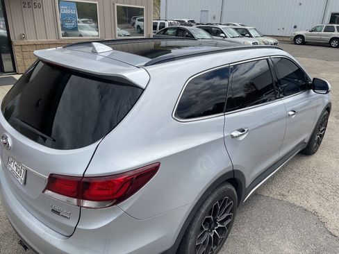 Used 2018 Hyundai Santa Fe Limited AWD/4WD image 9