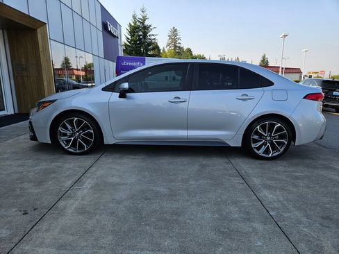 Used 2021 Toyota Corolla SE FWD image 8