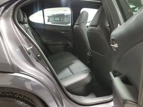 Used 2024 Lexus UX 250h AWD w/ Premium Package image 22