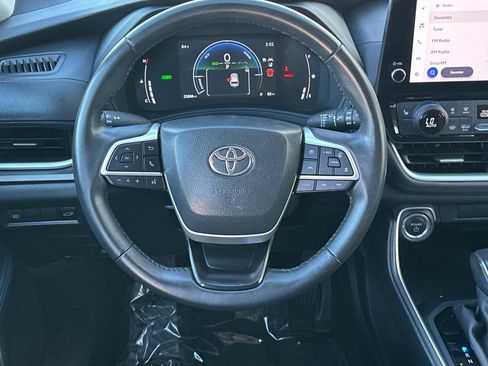 Used 2024 Toyota Grand Highlander XLE image 14