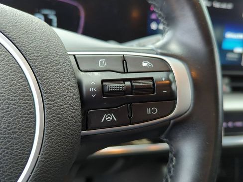Used 2023 Kia Sportage EX FWD image 12