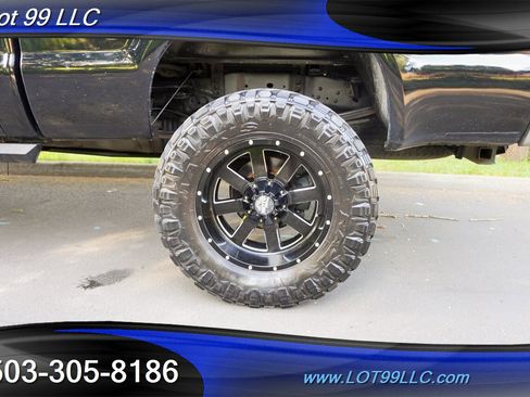 Used 2010 Ford F250 Lariat image 3