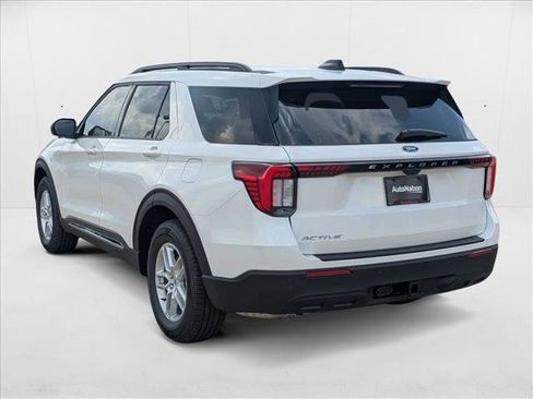 New 2025 Ford Explorer Active image 9