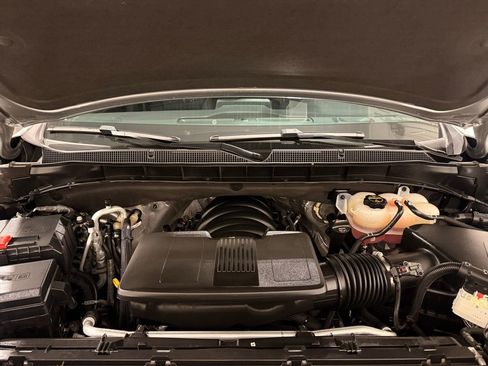 Used 2024 Chevrolet Tahoe Z71 w/ Z71 Off-Road Package image 11