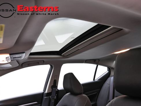 Used 2023 Nissan Altima 2.5 SV w/ SV Premium Package FWD image 34