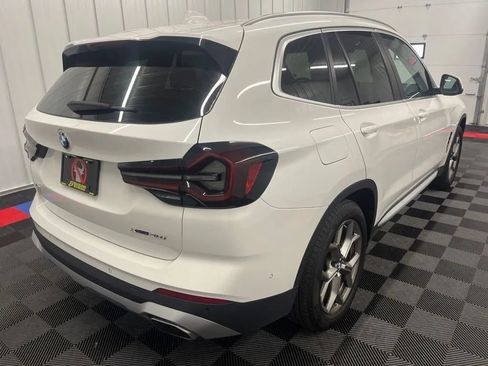 Used 2022 BMW X3 xDrive30i AWD/4WD image 3