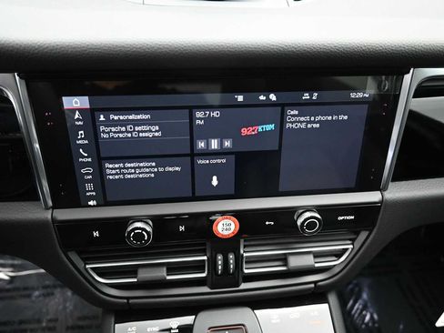 New 2026 Porsche Macan AWD/4WD image 13