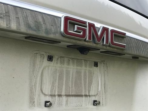Used 2016 GMC Yukon XL Denali w/ Open Road Package AWD/4WD image 5