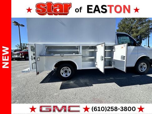 New 2025 GMC Savana 3500 w/ Power Convenience Package image 17
