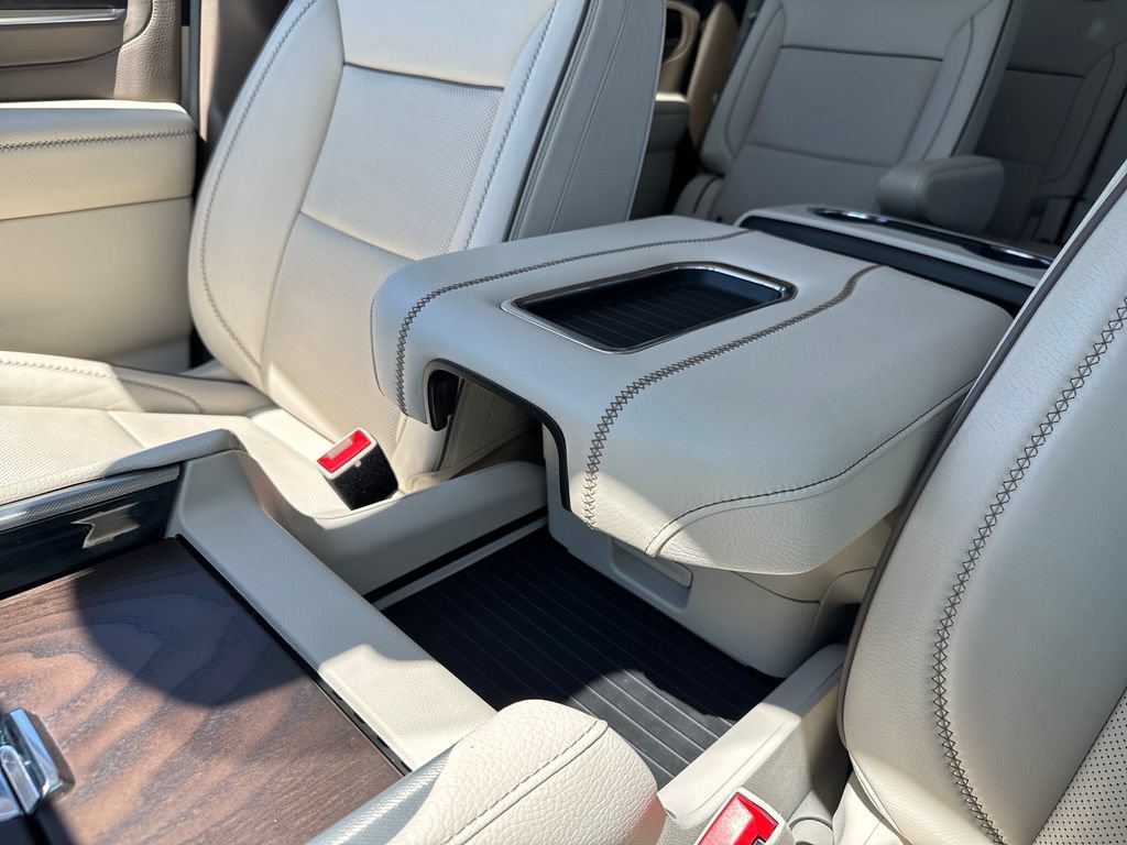 Certified 2023 GMC Yukon XL Denali w/ Denali Reserve Package AWD/4WD image 50