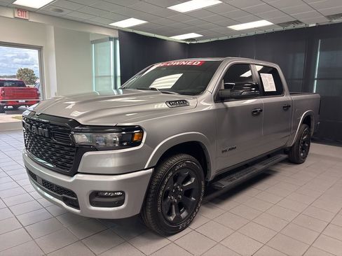 Used 2025 RAM 1500 Big Horn AWD/4WD image 7