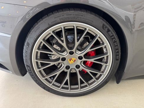 Used 2019 Porsche 911 Carrera S RWD image 35
