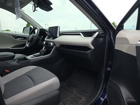 Used 2024 Toyota RAV4 XLE w/ Convenience Package AWD/4WD image 19
