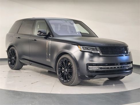 Used 2023 Land Rover Range Rover SE image 6
