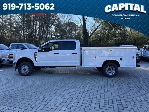 New 2026 Ford F350 XL w/ XL Chrome Package image 5