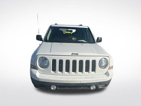 Used 2015 Jeep Patriot High Altitude FWD image 5