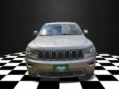 Used 2018 Jeep Grand Cherokee Limited AWD/4WD image 4