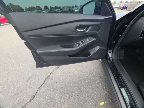 Used 2025 Honda Accord Sport image 13