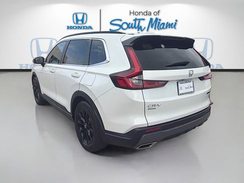 Certified 2024 Honda CR-V Sport image 5