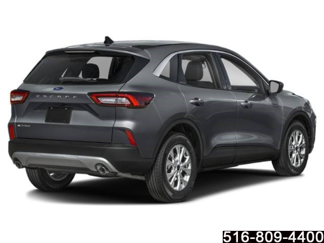 Used 2023 Ford Escape Active w/ Tech Pack #1 AWD/4WD image 2