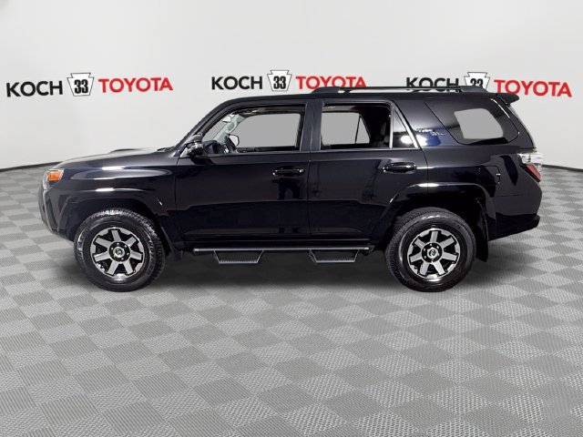 Certified 2023 Toyota 4Runner TRD Off-Road Premium w/ Off Road Premium Plus Package AWD/4WD image 4
