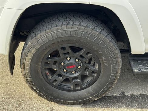 Used 2017 Toyota 4Runner TRD Pro AWD/4WD image 48