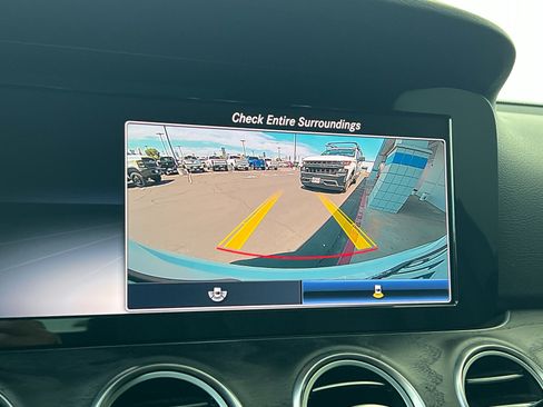 Used 2019 Mercedes-Benz E 300 image 19