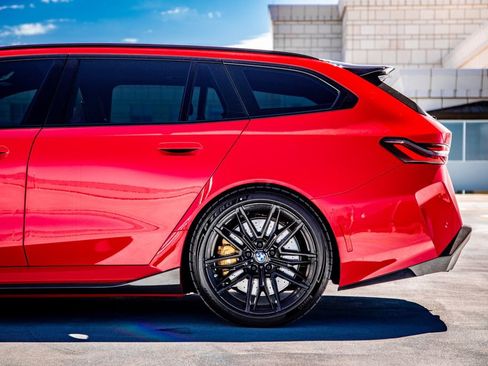 New 2026 BMW M5 Touring w/ M Driver's Package AWD/4WD image 5