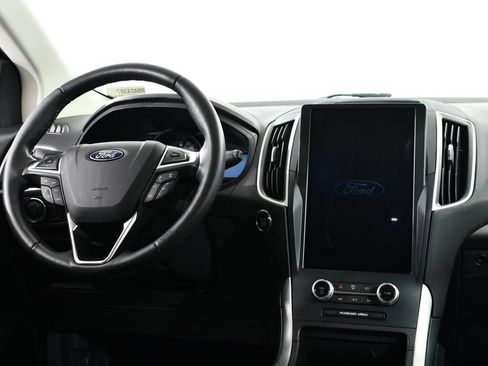 Used 2024 Ford Edge SEL w/ Convenience Package AWD/4WD image 8